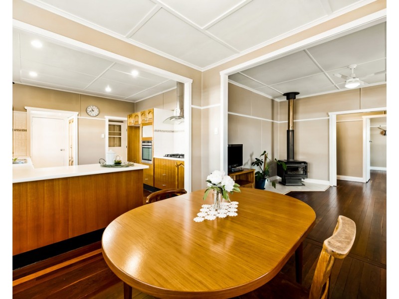 12 Victory Street, Newtown QLD 4350