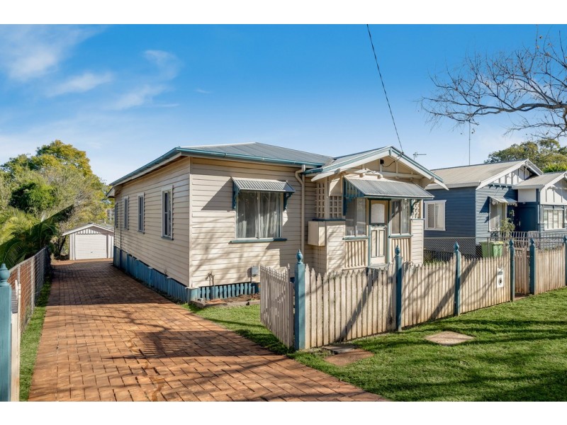 5 Louisa Street, South Toowoomba QLD 4350