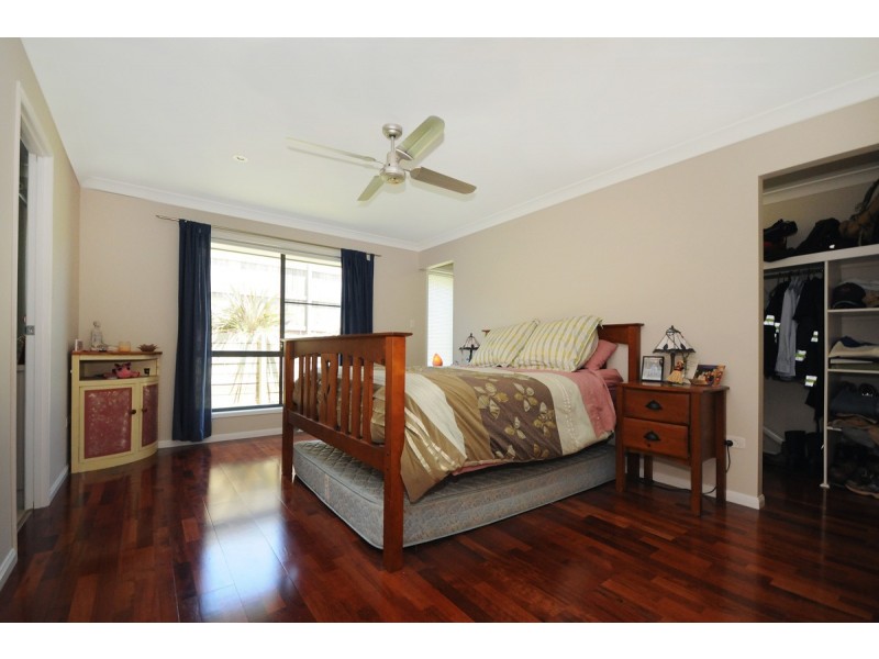 10 Smythe Drive, Highfields QLD 4352