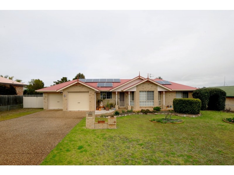 33 Westfield Drive, Westbrook QLD 4350