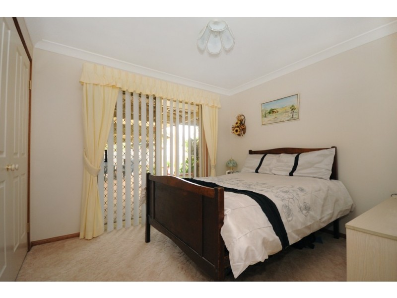 33 Westfield Drive, Westbrook QLD 4350