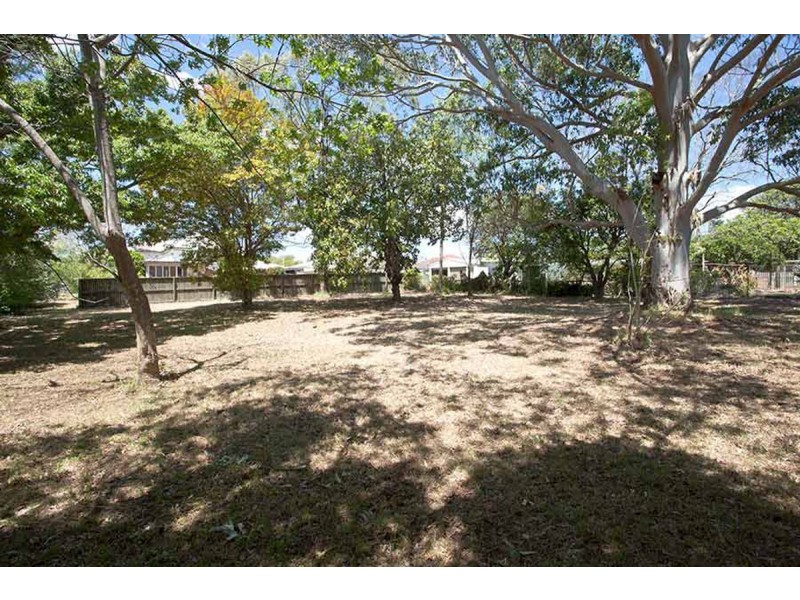 1a Berry Street, Wilsonton QLD 4350