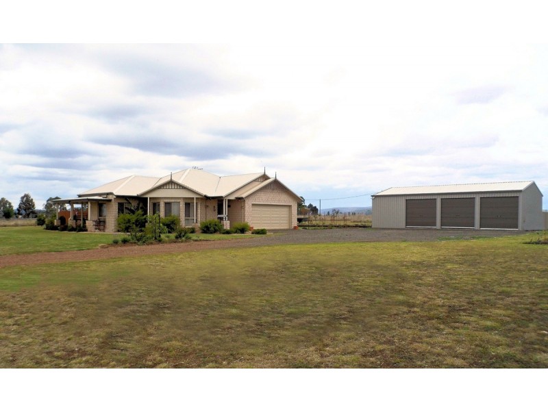 50 Grundy Road, Spring Creek QLD 4361
