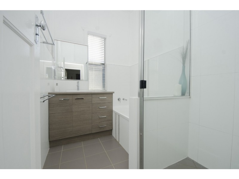 5 Louisa Street, South Toowoomba QLD 4350