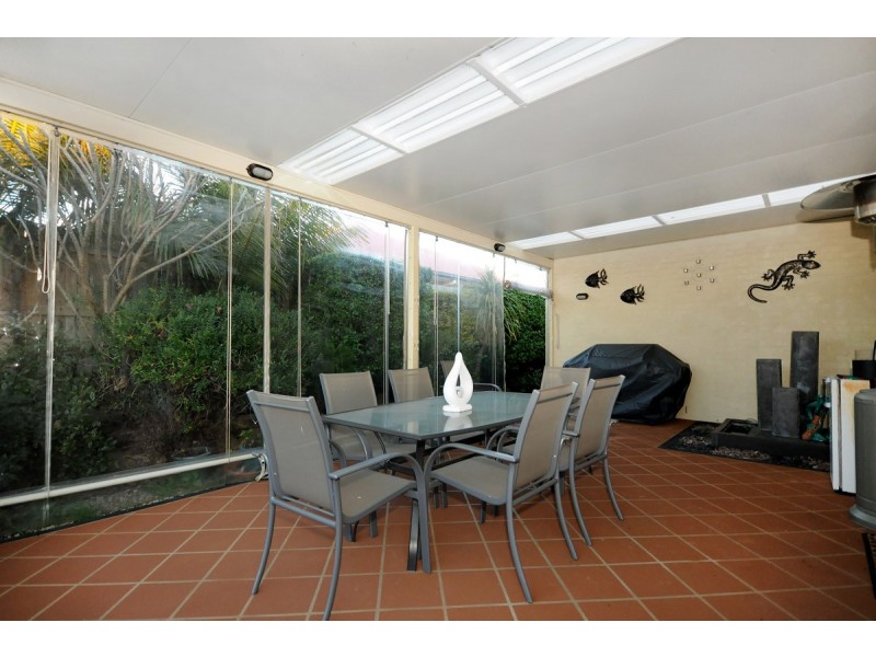 14 Banksdale Drive, Middle Ridge QLD 4350