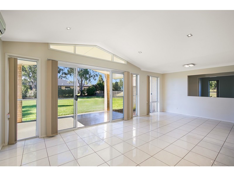 7 Schulz Street, Highfields QLD 4352