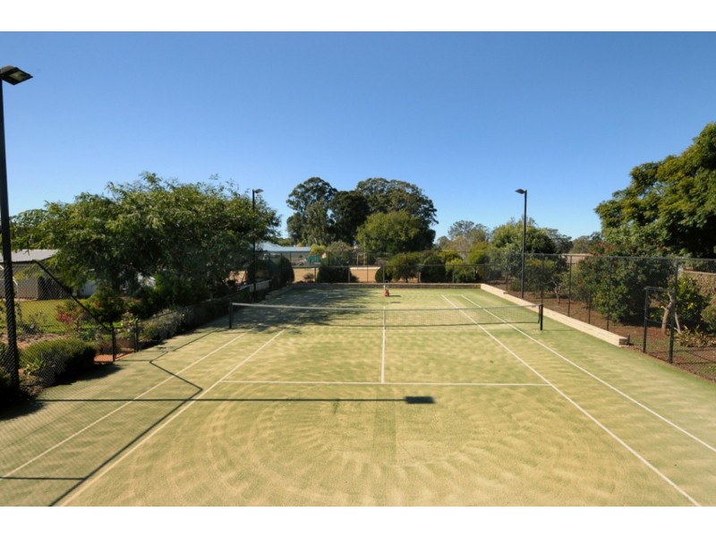 5 Charmaine Court, Highfields QLD 4352