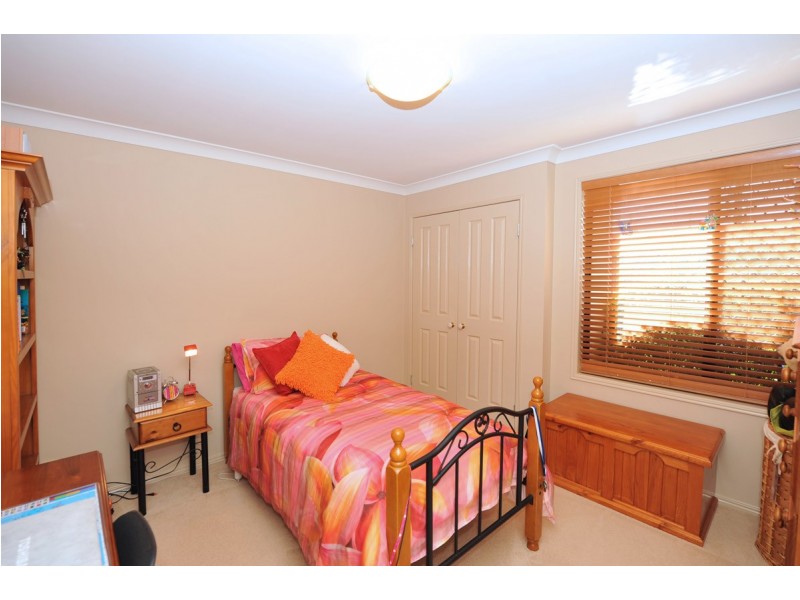 22 Bridget Court, Middle Ridge QLD 4350