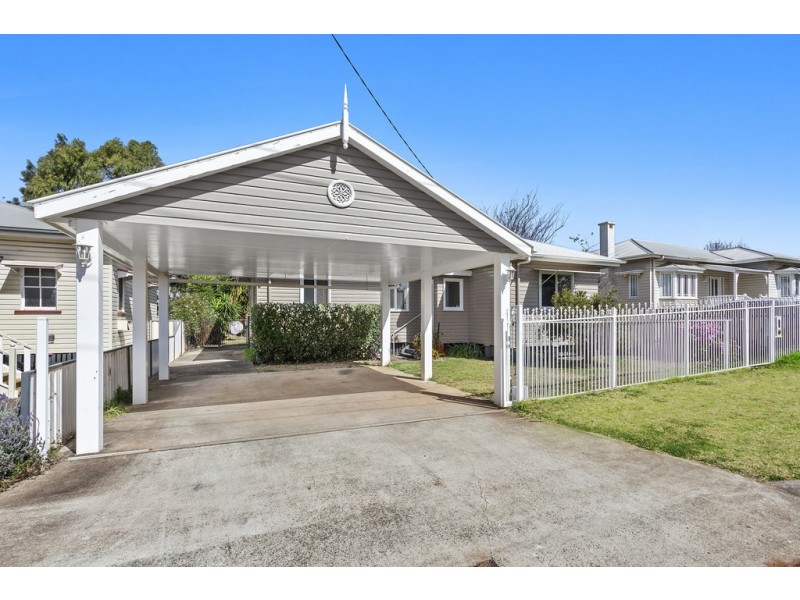 14 Rosewood Street, Toowoomba City QLD 4350