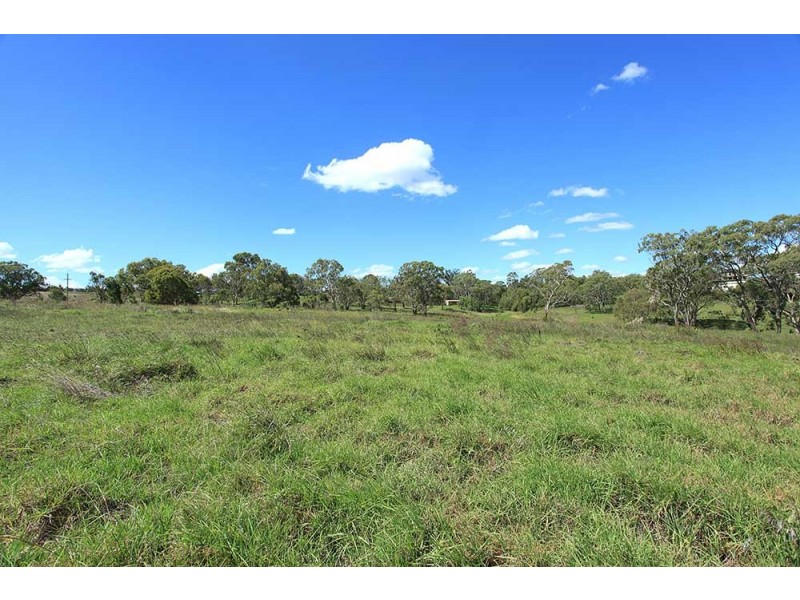 386-396 McDougall Street, Glenvale QLD 4350