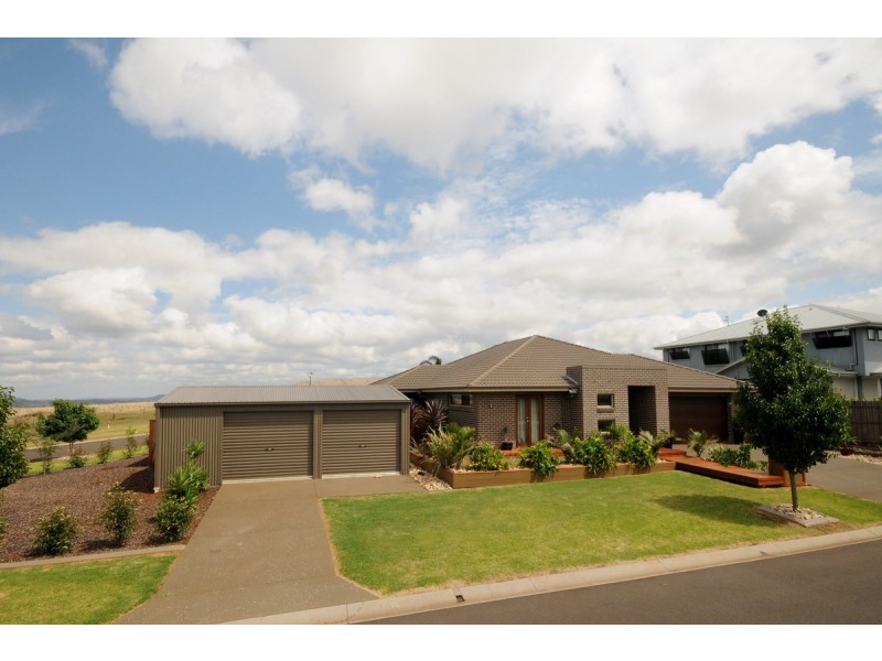 39 Highgrove Drive, Highfields QLD 4352