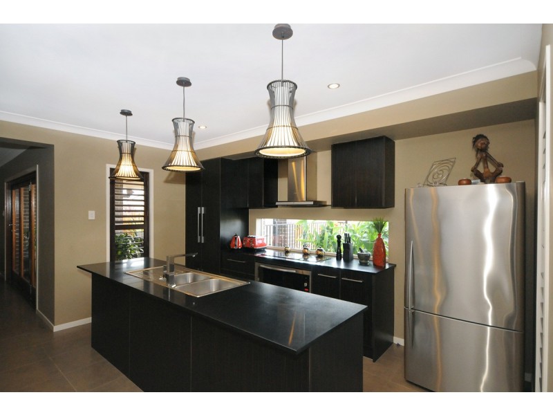 39 Highgrove Drive, Highfields QLD 4352