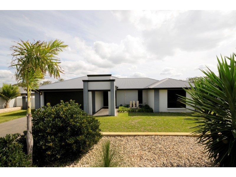 48 Holly Avenue, Cawdor QLD 4352