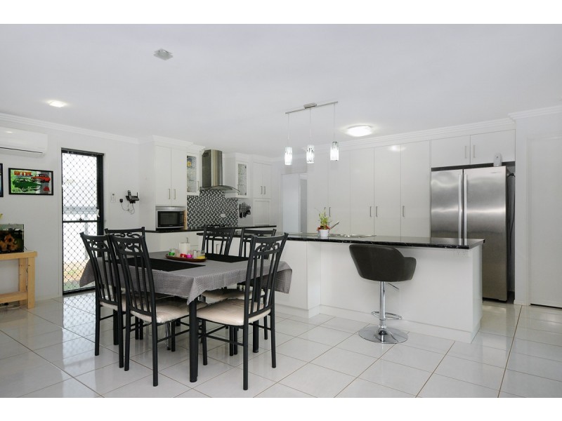48 Holly Avenue, Cawdor QLD 4352