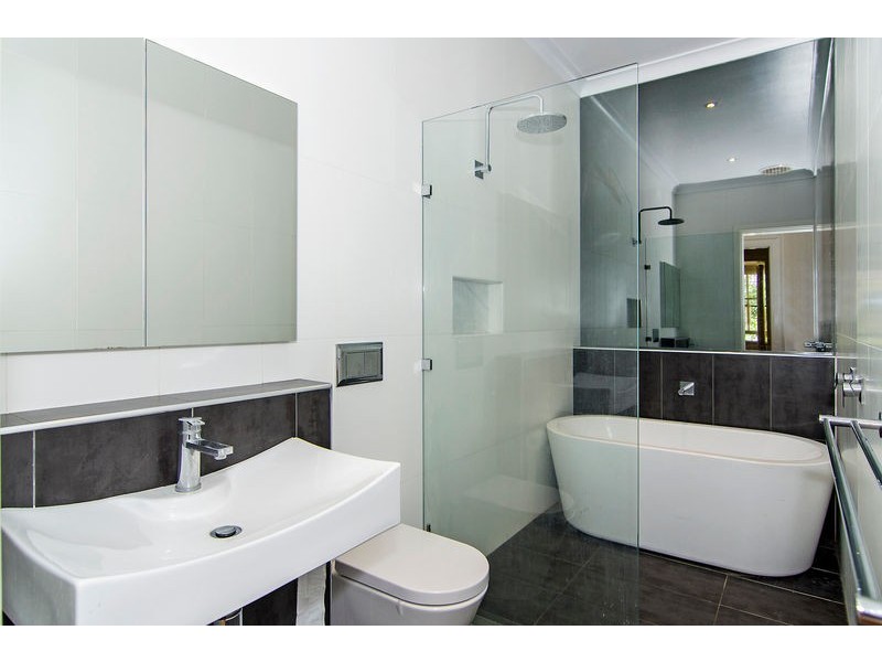51 Ipswich Street, East Toowoomba QLD 4350