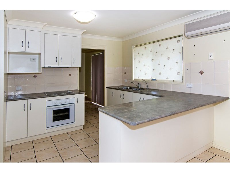 2/361 Ramsay Street, Middle Ridge QLD 4350