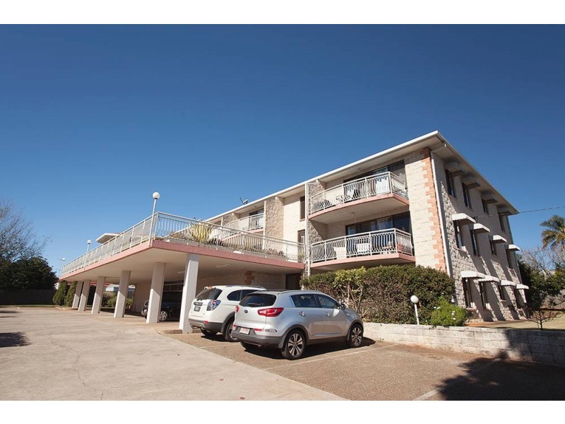 9/208 Hume Street, South Toowoomba QLD 4350
