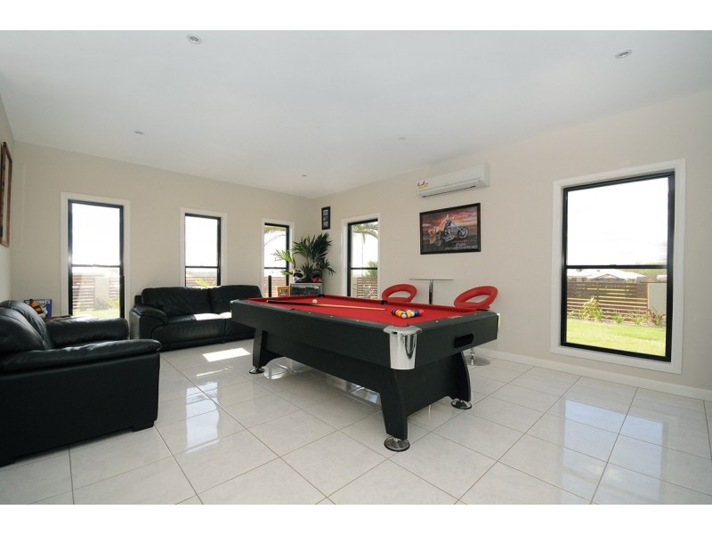 2 Devoran Street, Kleinton QLD 4352