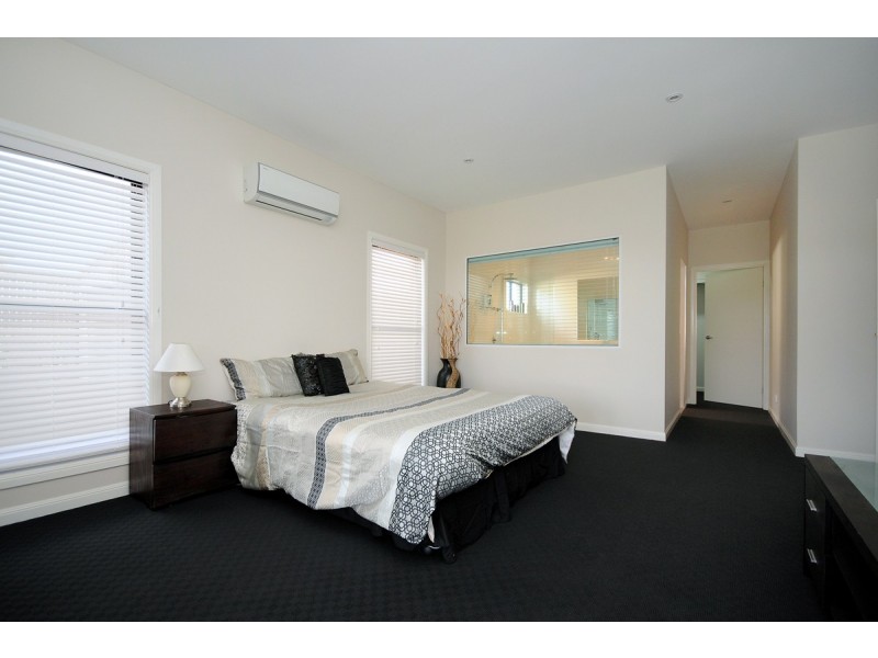 2 Devoran Street, Kleinton QLD 4352