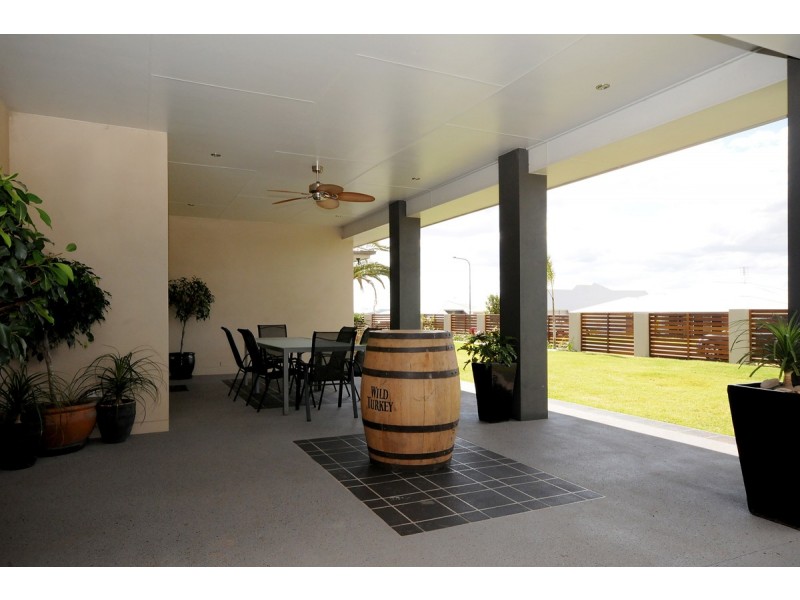 2 Devoran Street, Kleinton QLD 4352