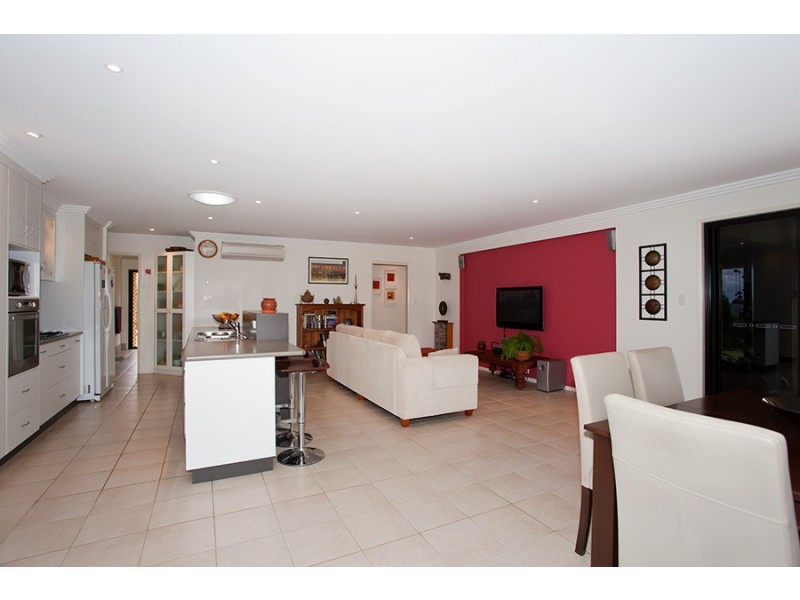 20 Kingfisher Drive, Highfields QLD 4352