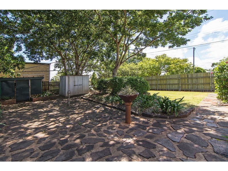 1 Peak Street, Harristown QLD 4350