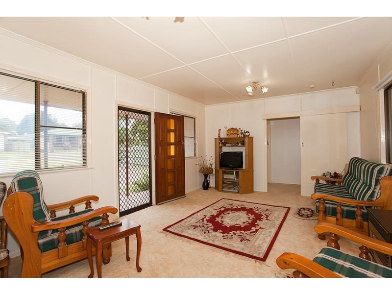 21 Tynedale Avenue, Newtown QLD 4350