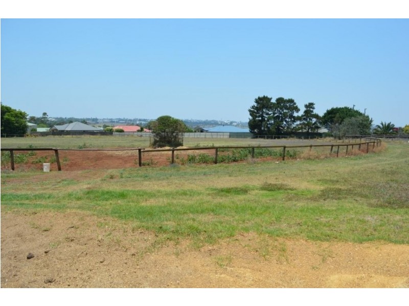 186 Hursley Road, Glenvale QLD 4350
