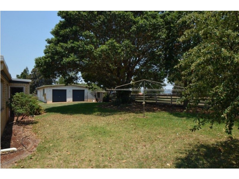 186 Hursley Road, Glenvale QLD 4350