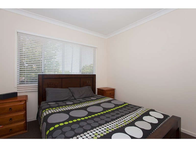 83 Hoey Street, Kearneys Spring QLD 4350