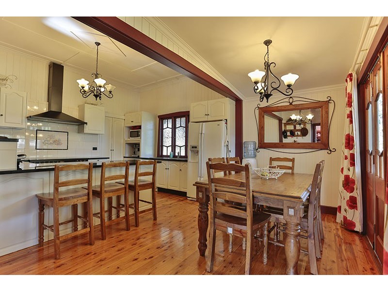 164 Taylor Street, Newtown QLD 4350