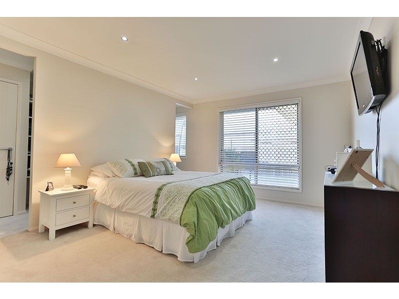 5 Vinniecombe Street, Kearneys Spring QLD 4350