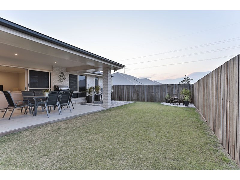 5 Vinniecombe Street, Kearneys Spring QLD 4350