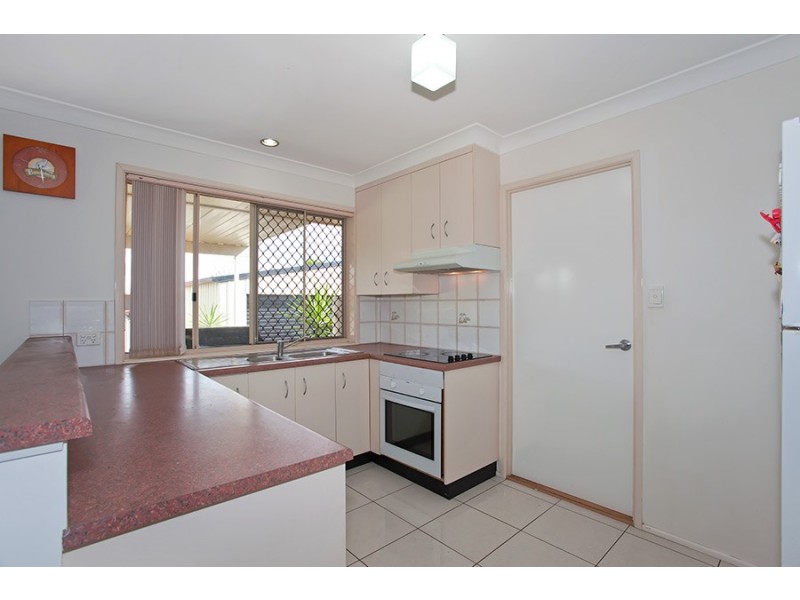 16 Oaklands Court, Glenvale QLD 4350