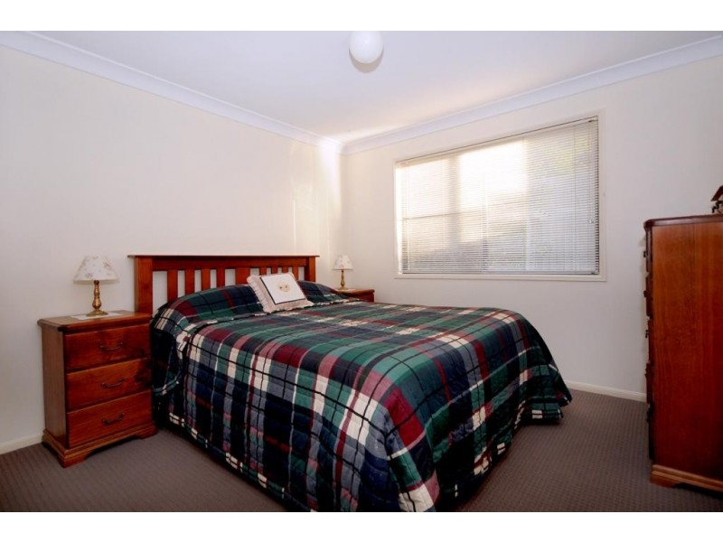 4 Collingwood Close, Middle Ridge QLD 4350