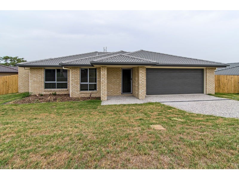 6 Cooranga Street, Glenvale QLD 4350