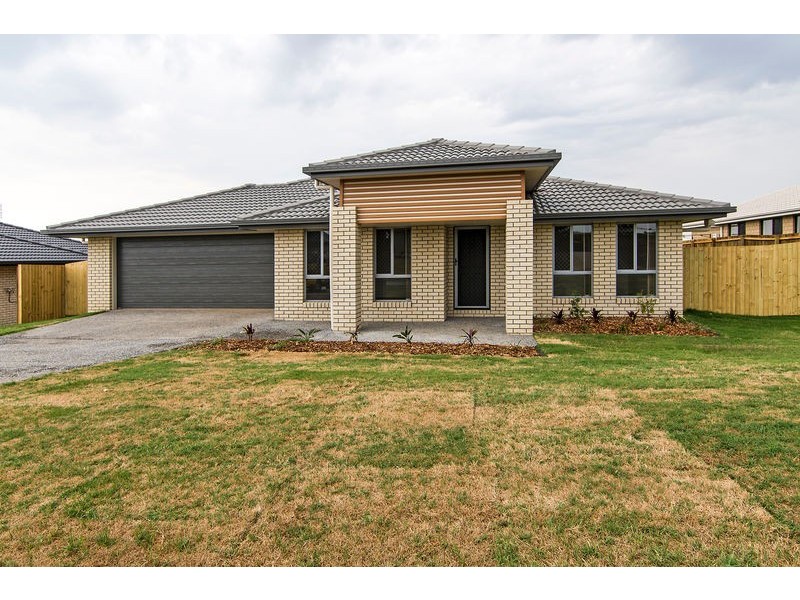 12 Goshawk Drive, Highfields QLD 4352