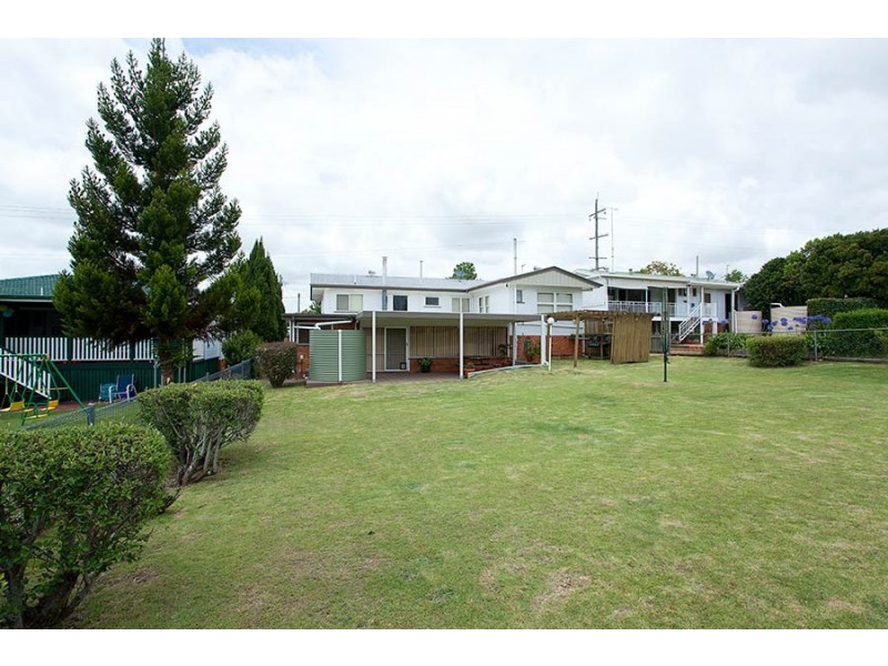 363 Alderley Street, South Toowoomba QLD 4350