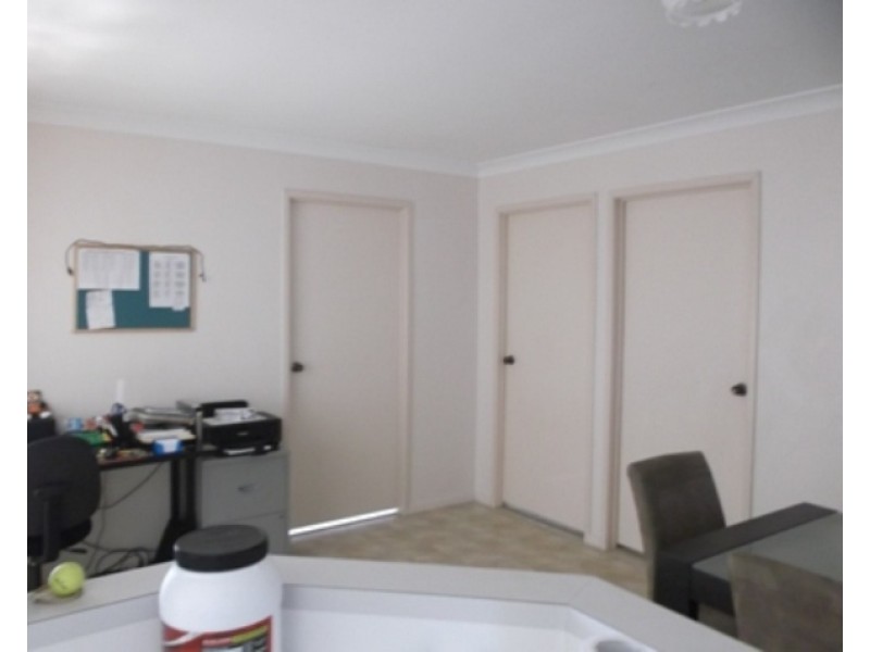 4 Muller Street, Kearneys Spring QLD 4350