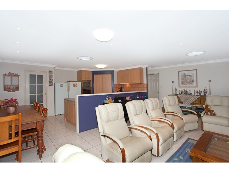 41 McClymont Drive, Rangeville QLD 4350