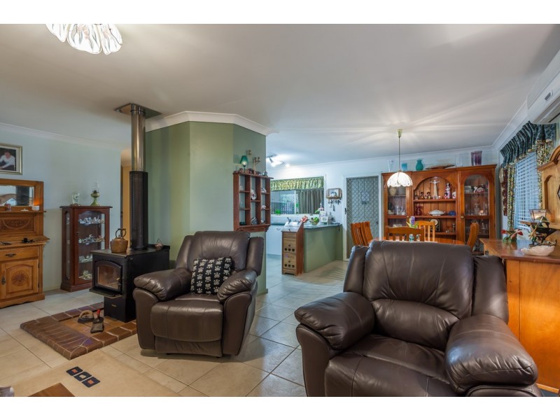 31 Biscay Crescent, Glenvale QLD 4350