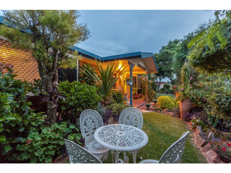 31 Biscay Crescent, Glenvale QLD 4350
