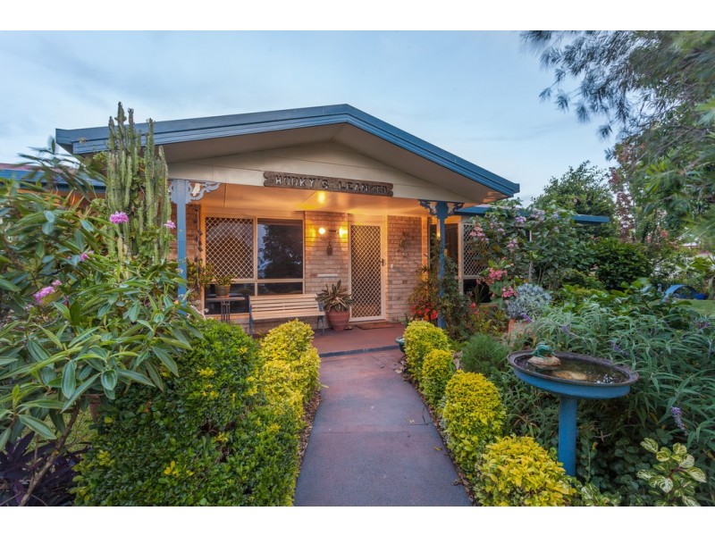 31 Biscay Crescent, Glenvale QLD 4350