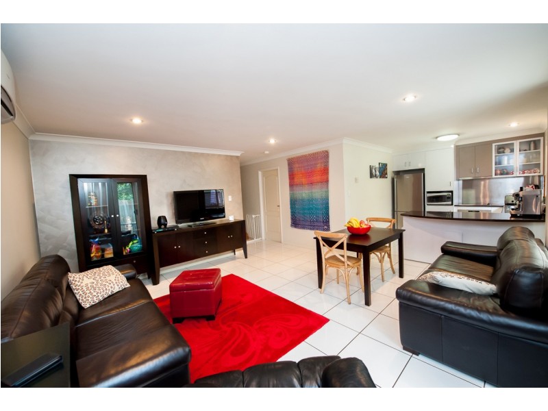 Unit 3/11 Gladstone Street, Newtown QLD 4350