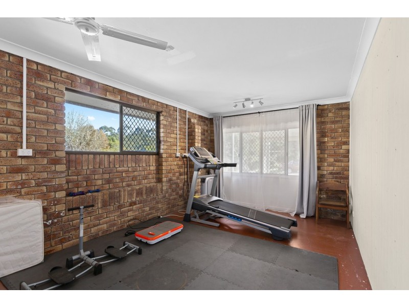 14 Sirron Street, Blue Mountain Heights QLD 4350
