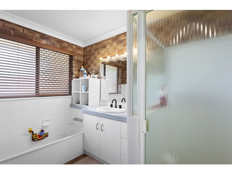 14 Sirron Street, Blue Mountain Heights QLD 4350