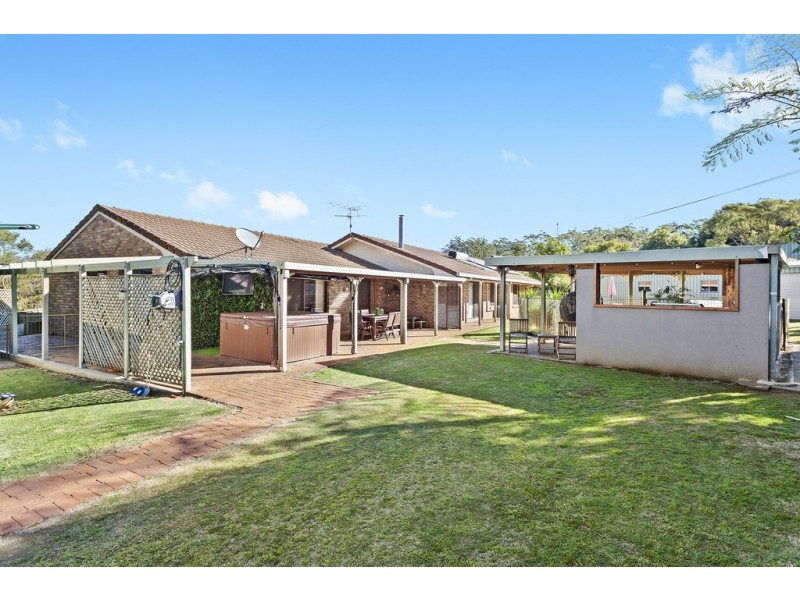 14 Sirron Street, Blue Mountain Heights QLD 4350