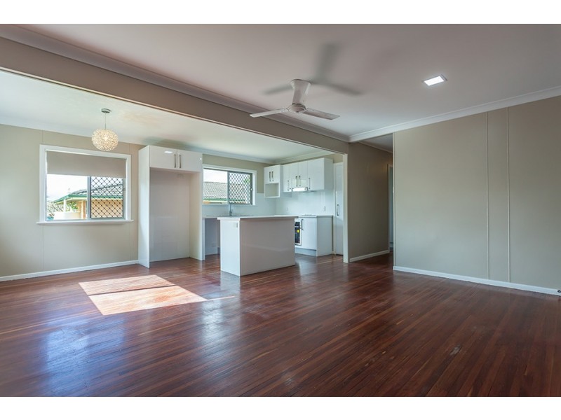 11 Jonathan Street, Rockville QLD 4350