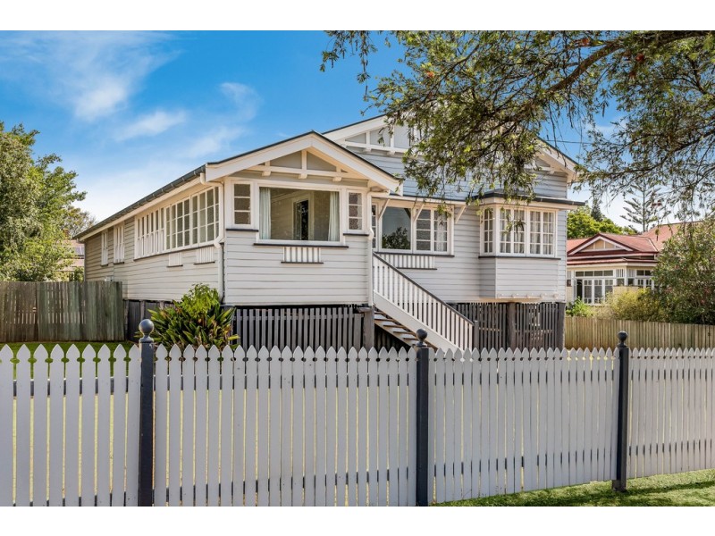 190 Long Street, South Toowoomba QLD 4350