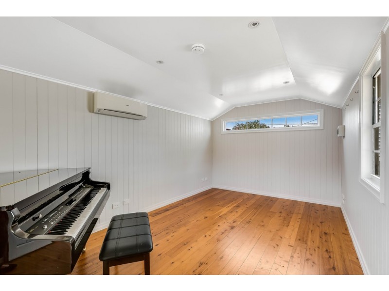 190 Long Street, South Toowoomba QLD 4350